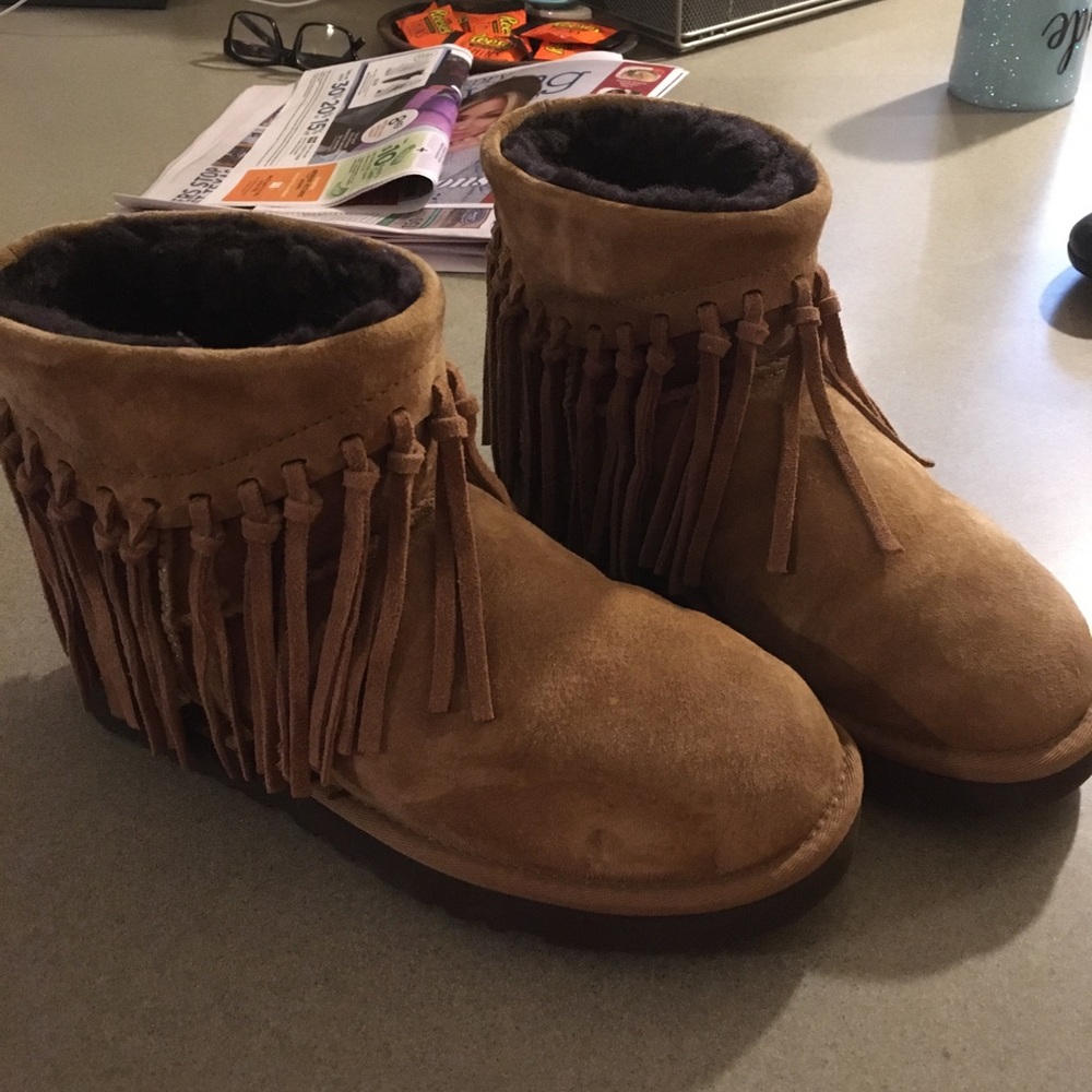 UGG Winona fringe boots style # 1007984. Size 7